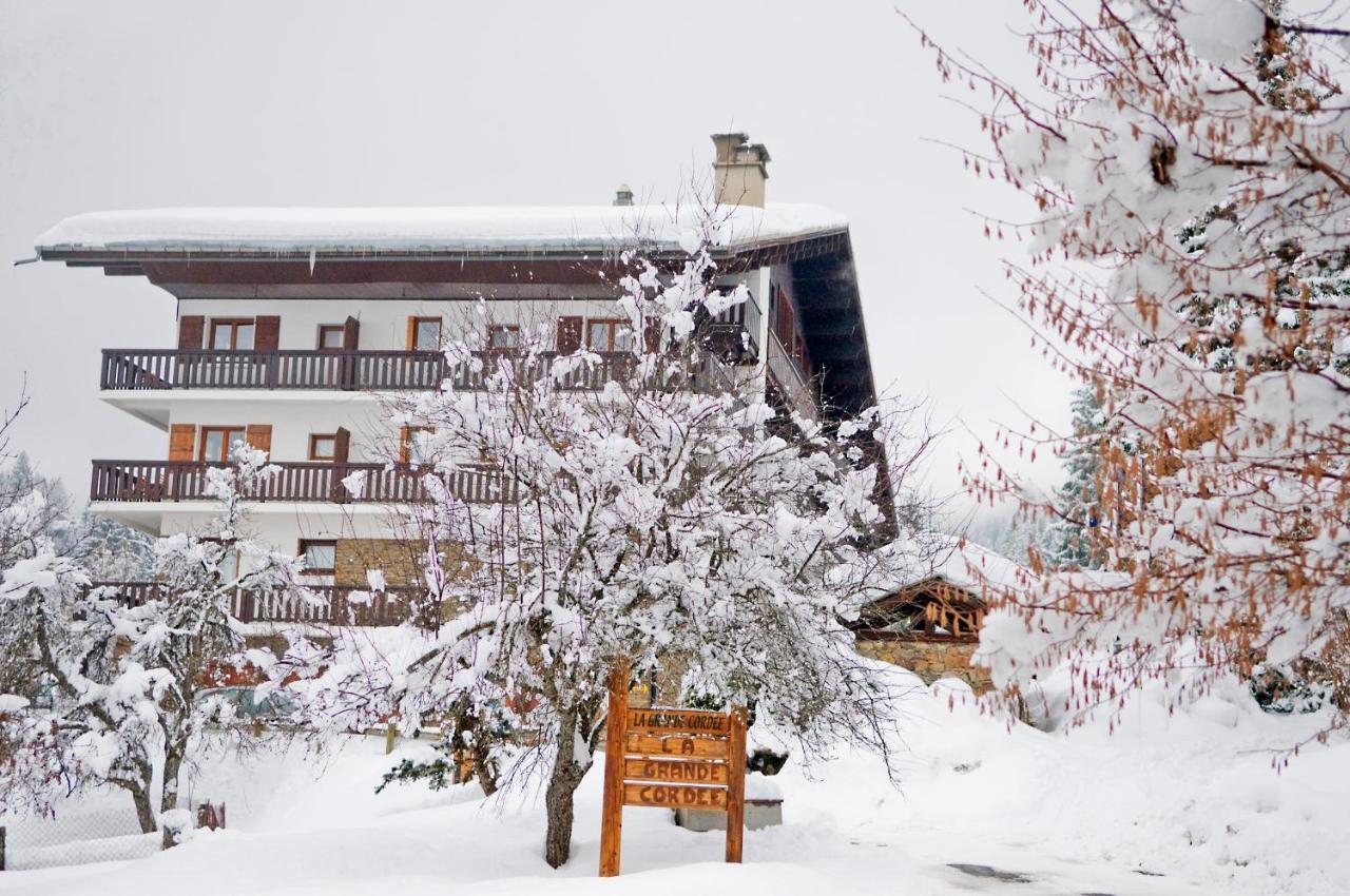 Coeur Des Alpes Apartment กงบลู ภายนอก รูปภาพ